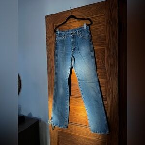 VINTAGE | Wrangler Light Wash Blue Jeans, 31 x 33.5